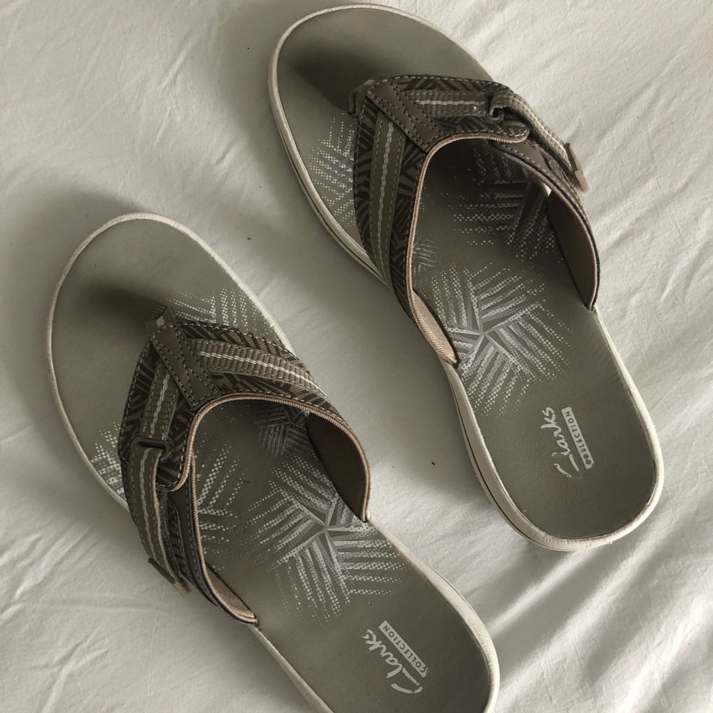 Clark’s Flip-Flops Women’s 8!
